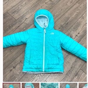 The northface thermoball reversible coat aqua 4T